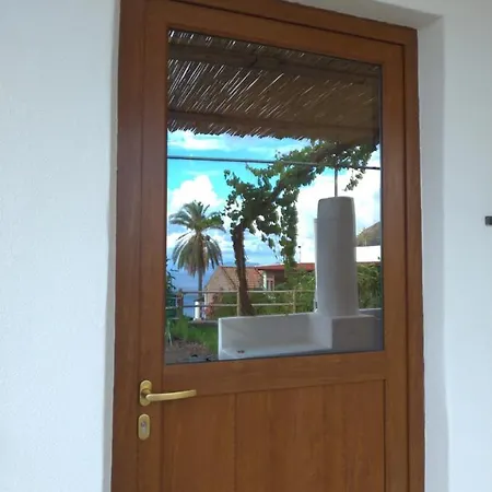 Perla Nera Apartment *